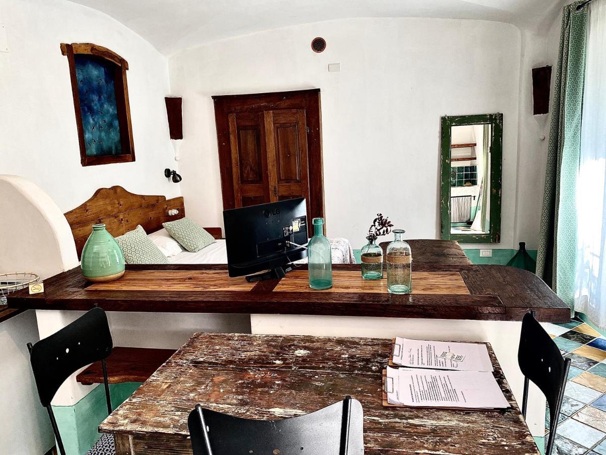 Casa vacanze A lea l'ua Finale Ligure Esterno foto