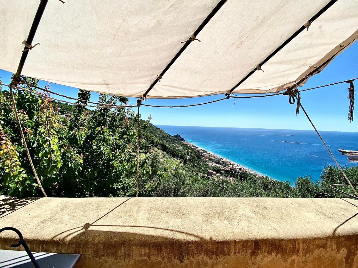 Casa vacanze A lea l'ua Finale Ligure Esterno foto