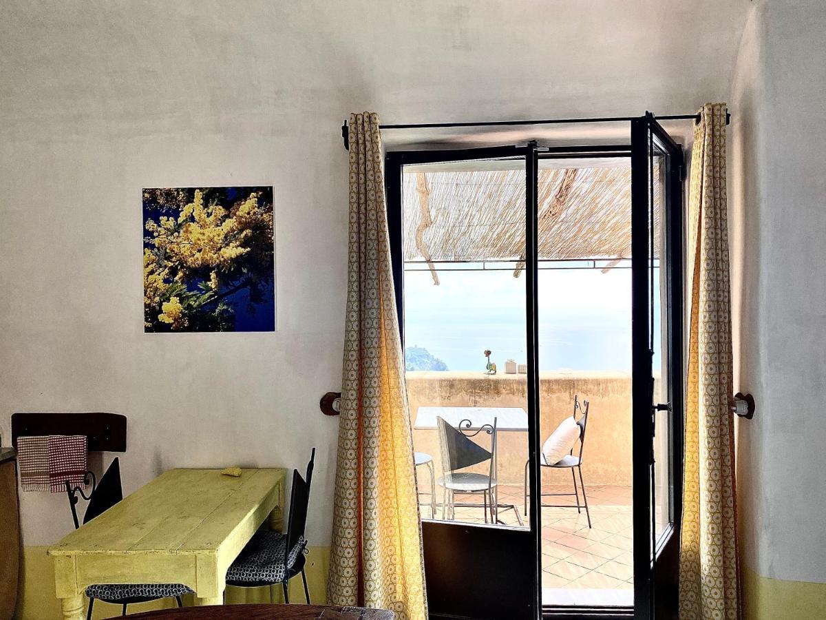 Casa vacanze A lea l'ua Finale Ligure Esterno foto