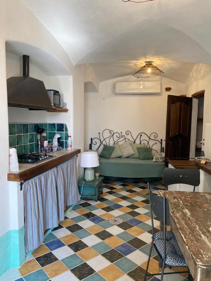 Casa vacanze A lea l'ua Finale Ligure Esterno foto