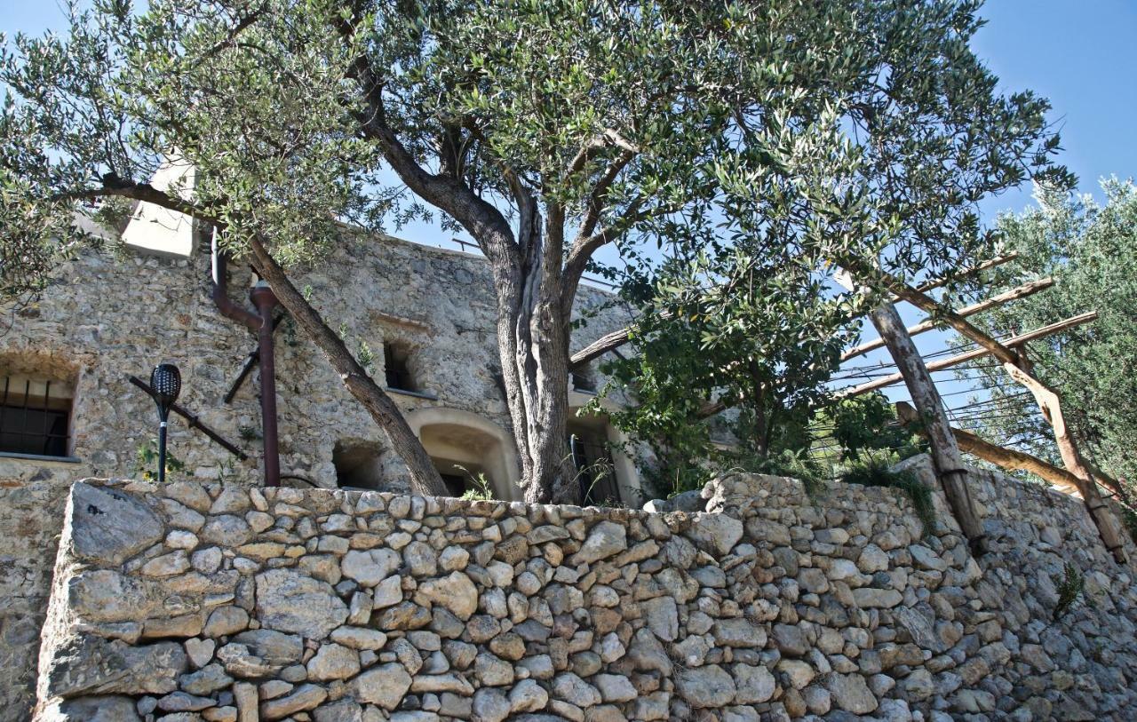 Casa vacanze A lea l'ua Finale Ligure Esterno foto